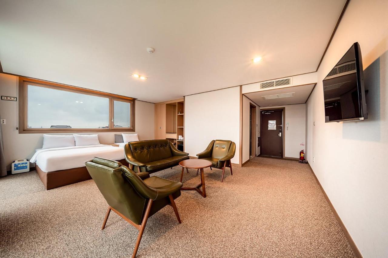 Sungsan Sunrise Hotel Seogwipo Exterior foto